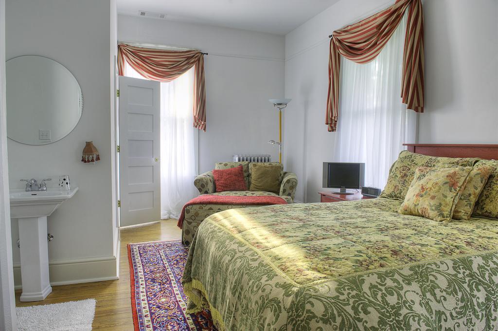 The Jackie O' House Bed And Breakfast Columbus Zimmer foto
